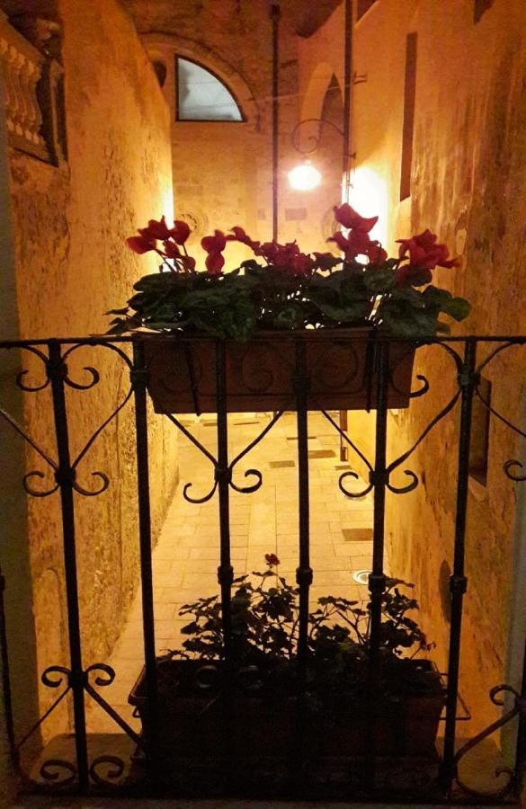 Hotel Al Duomo Di Cagliari Exterior foto